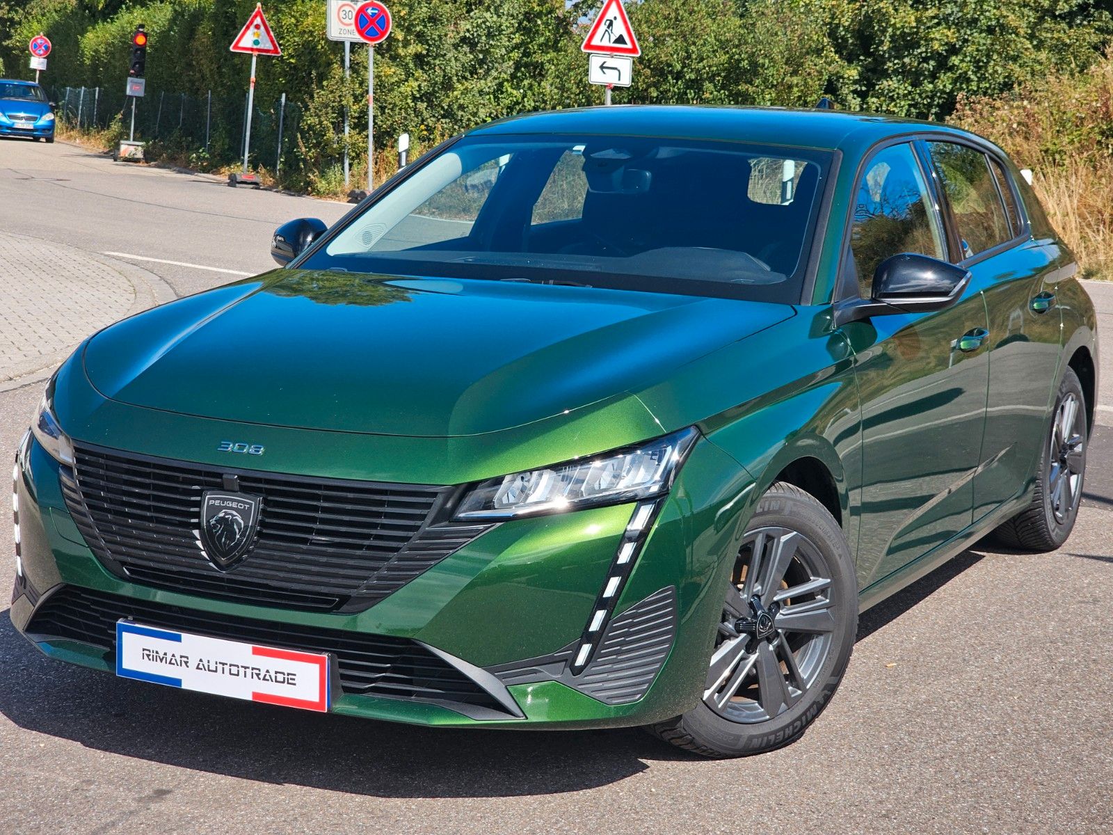 Peugeot 308 Mild-Hybrid 136 e-DCS6,Navi, Klimaautomatik