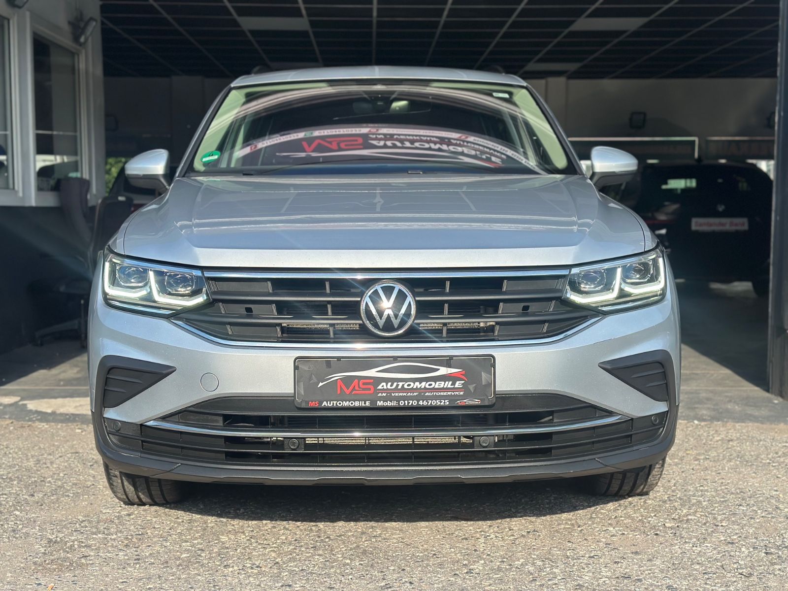 Volkswagen Tiguan 4Motion *Allrad*Standheizung*Matrix*AHK* imagem 3
