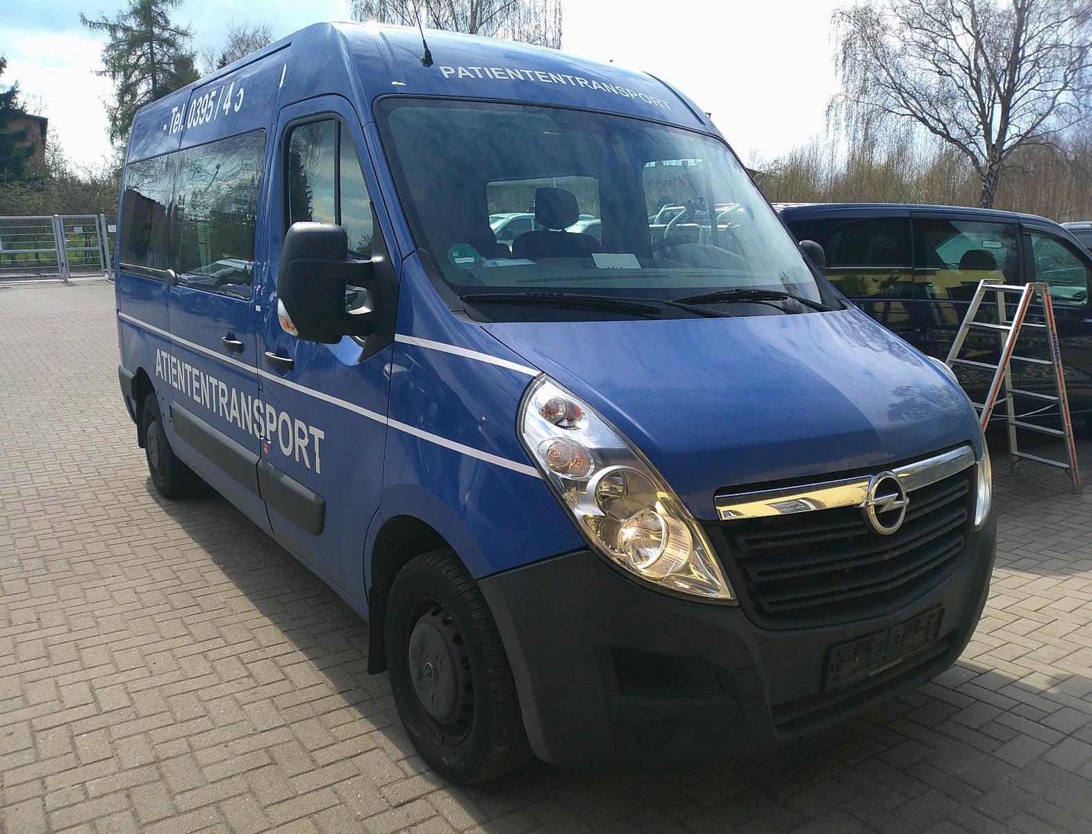 Opel Movano 2,3 mit Rollstuhlrampe,Standheizung