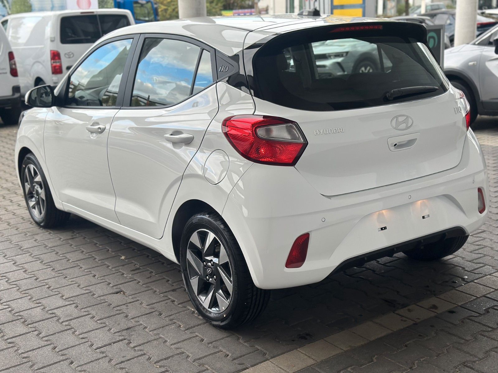 Fahrzeugabbildung Hyundai i10 1.2 79 PS AT Trend Navi/Kamera/SHZ !