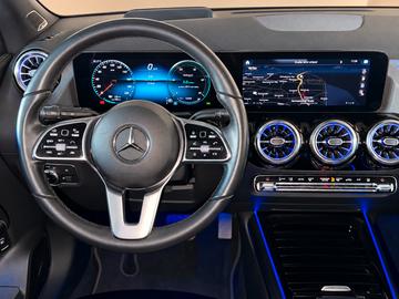 صورة مصغرة 11 لـ 2023 Mercedes-BENZ EQA