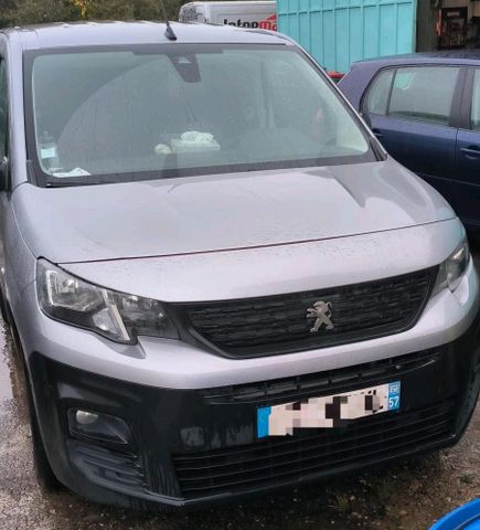 Peugeot partner 1.5 hdi 130ps Automatik