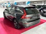 Volvo XC 60 XC60 R Design 2.0 B4 MHEV*Assistente*1H - Volvo XC60: 2.0