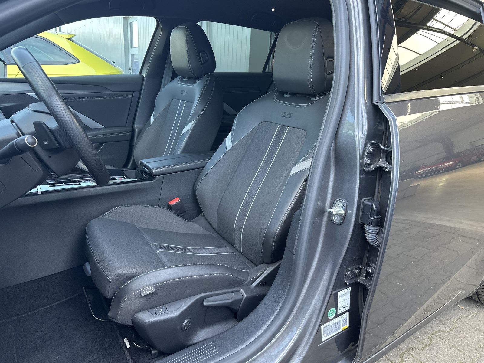 Fahrzeugabbildung Opel Astra SpT 1.5 D GS NAV+LED+360°+SHZ+KEYLESS+17ZO