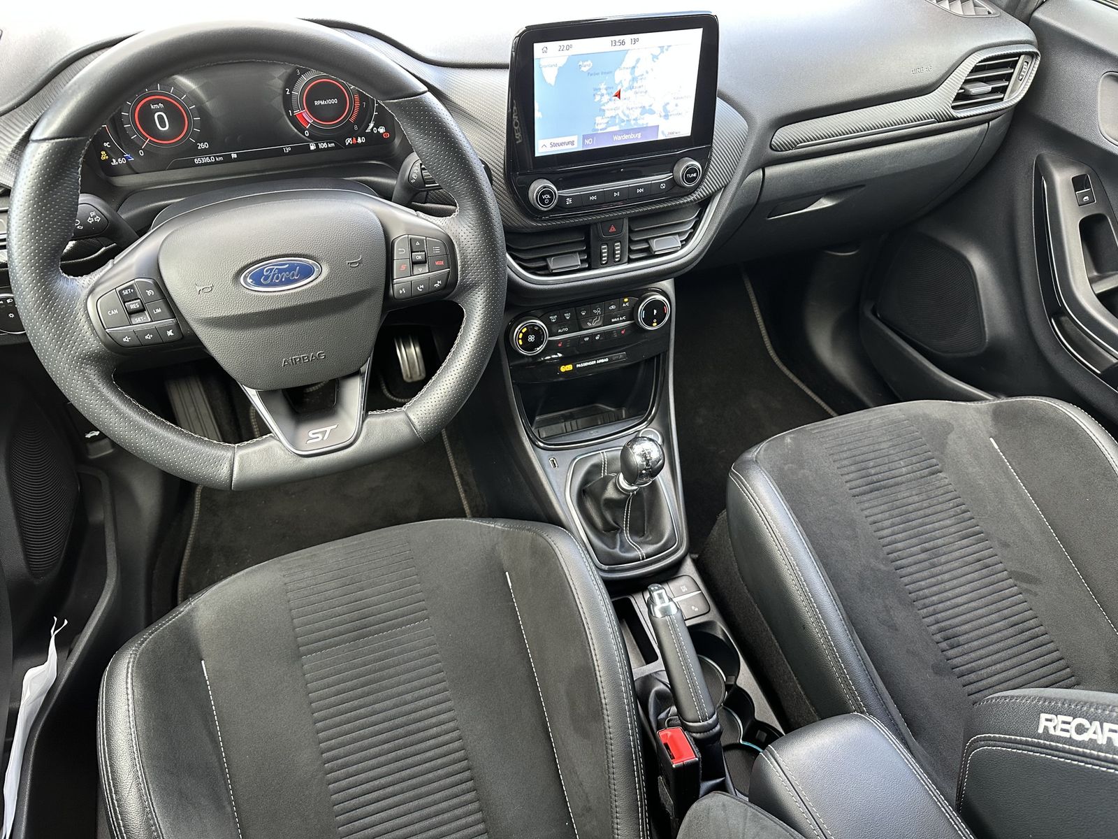 Fahrzeugabbildung Ford Puma 1.5 EB ST X NAV+LED+KAMERA+B&O+19ZO+DIGDISP