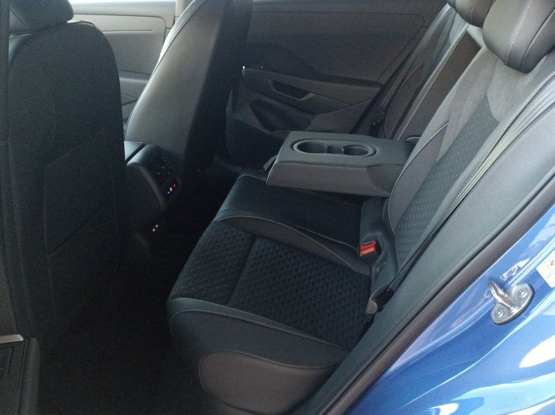 Fahrzeugabbildung Volkswagen T-Roc NEU 1.5 eTSI R-Line Black Style  NAVI+IQ-L