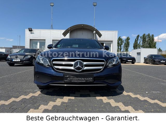 MERCEDES-BENZ E 220 d 4Matic*1.Hand*Lückenloses S-Heft*S-Dach*