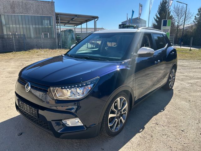 Ssangyong Tivoli Crystal 4x2