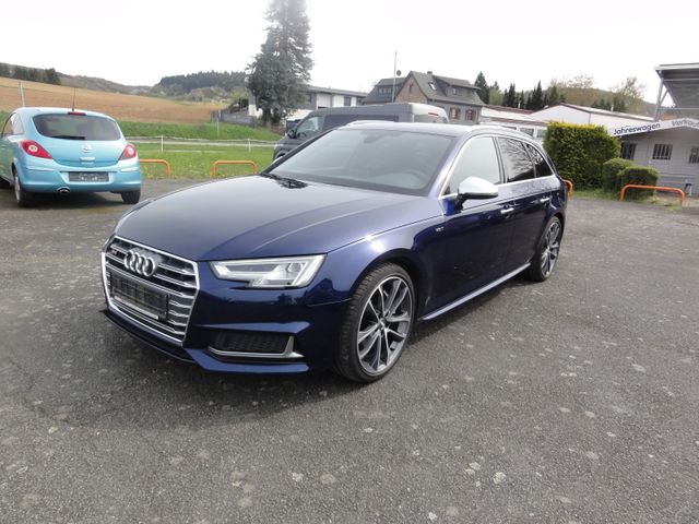AUDI S4 Avant 3.0 TFSI quattro Navi LED Alcantara