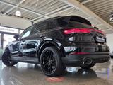 Porsche Cayenne E-Hybrid/Benzin - Porsche Gebrauchtwagen in Köln