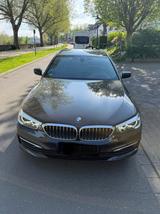 BMW 530d Touring A -LED+HUD+8-fach+Keyless - BMW 530 in Mönchengladbach