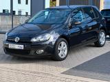 Volkswagen Golf VI Match AUTOMATIK NAVI XENON - gebrauchte Kleinwagen in Karlsruhe
