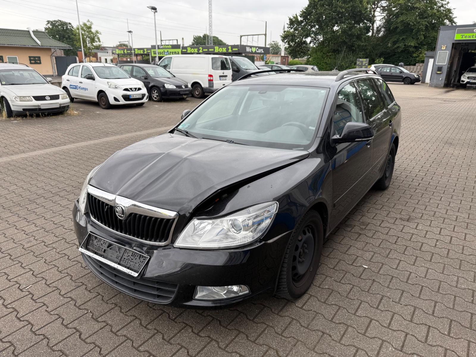Skoda Octavia Combi Elegance VOLLFAHR BEREIT