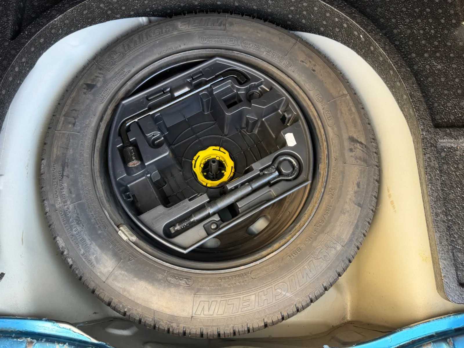 Peugeot 207 2011 — photo 17