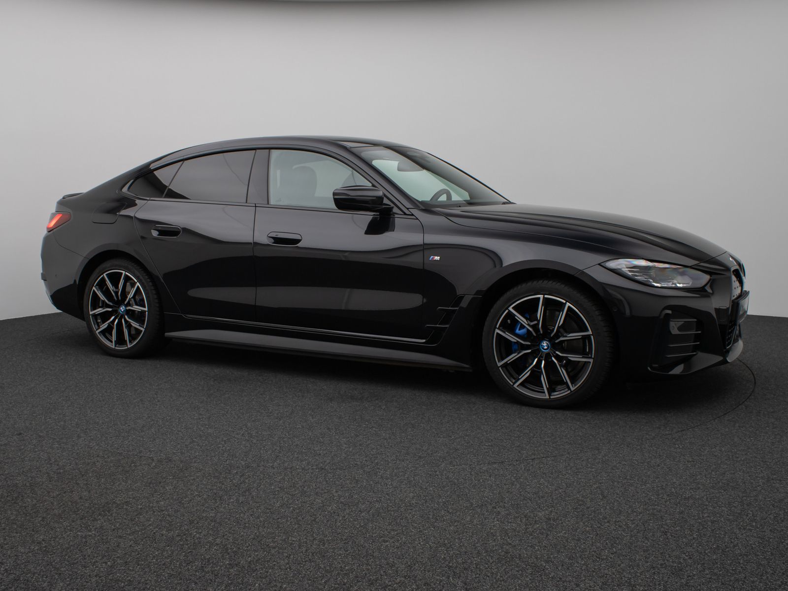 Fahrzeugabbildung BMW i4 eD40 Gran Coupé M Sport Glasdach Kamera HiFi