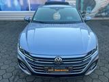 Volkswagen Arteon Shooting Brake R-Line / TÜV NEU / 1. HAND - Volkswagen Arteon mit Benzin-Antrieb: Automatik