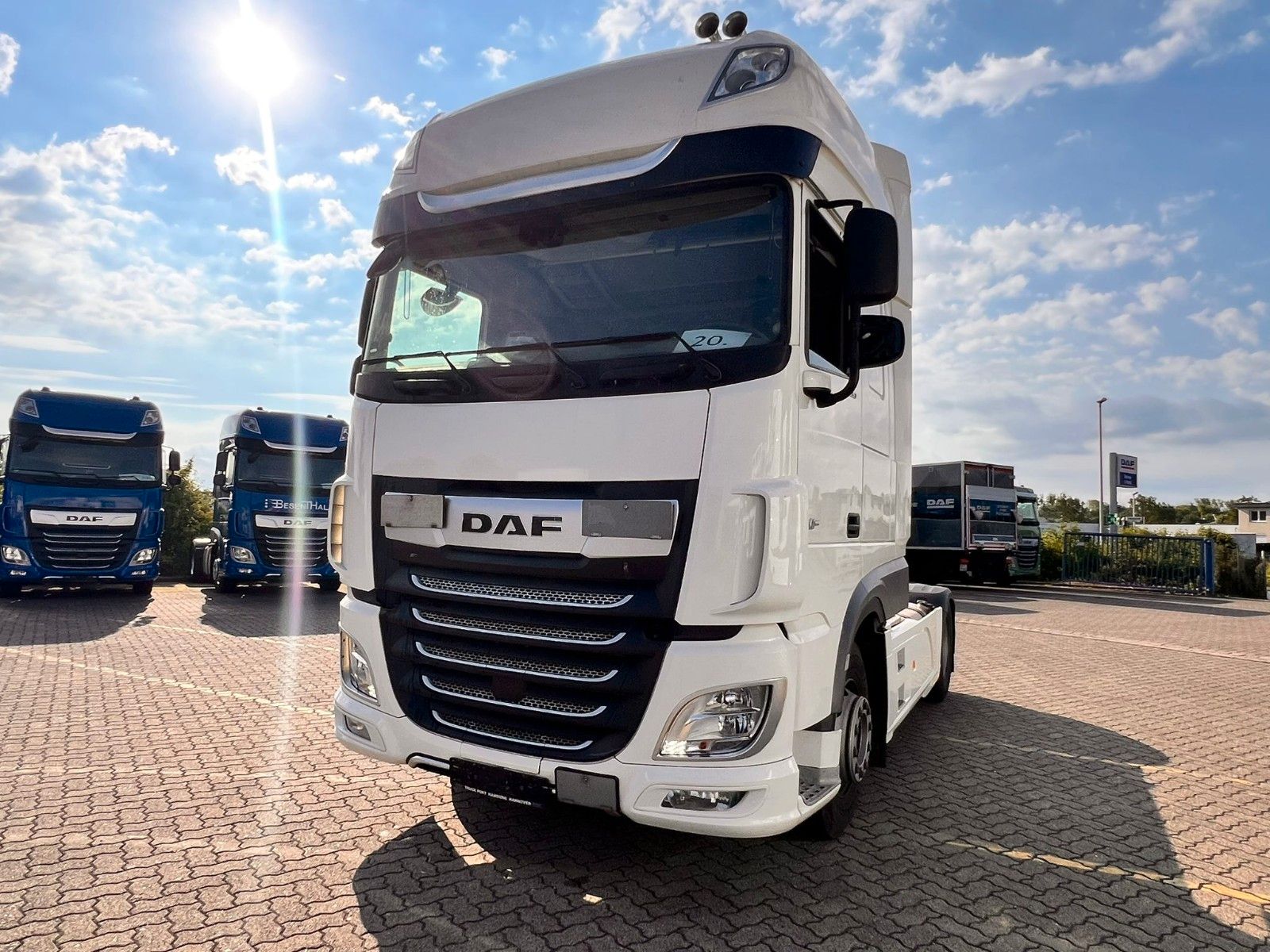 Fahrzeugabbildung DAF XF 530 FT, SSC, Intarder, Bj.2021