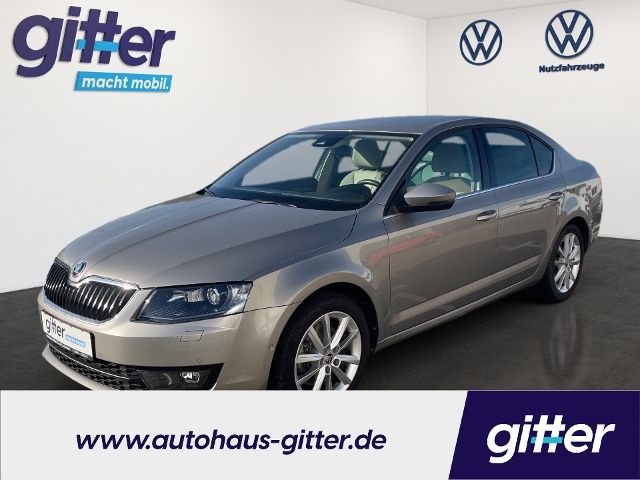 Skoda Octavia  1.8 TSI ELEGANCE 4x4 AHK ALU SHZ