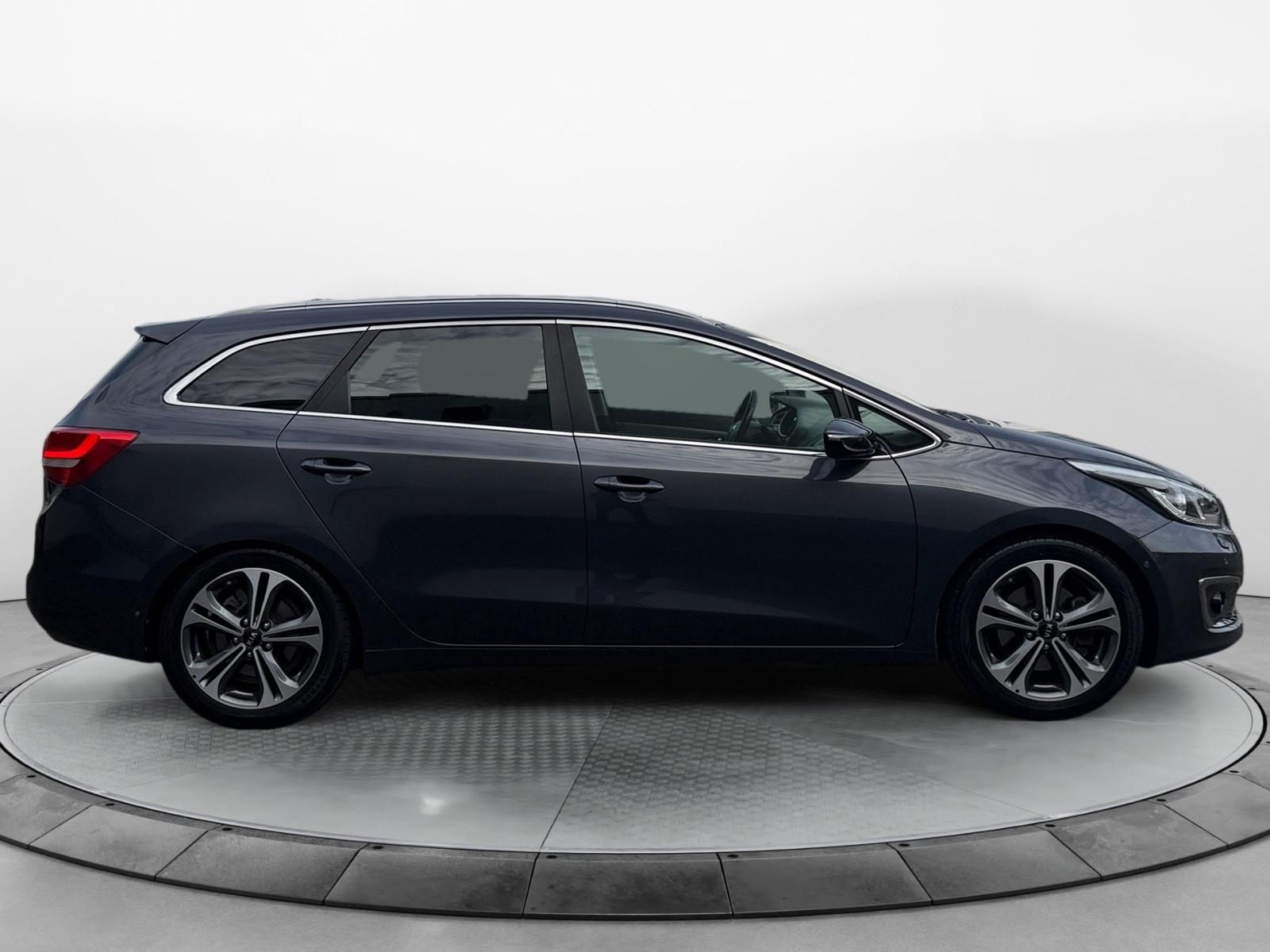 Kia cee'd 1.6 GDI Platinum Xenon Schiebed. Leder Kam