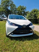 Toyota Aygo (X) 1,0-l-VVT-i x-play Team Deutschland... - Toyota Aygo (X) Team-Deutschland