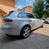 Alfa Romeo Sportlicher Alfa Romeo 159 1,9 JTDm -Autom... - : Kombi, Sportliche