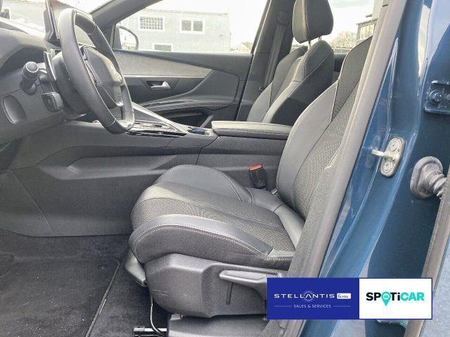 Peugeot 3008 GT Hybrid4 300 EAT8 Glasdach Sitzheiz CarPl