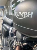 Triumph Street Twin 900 - Offers