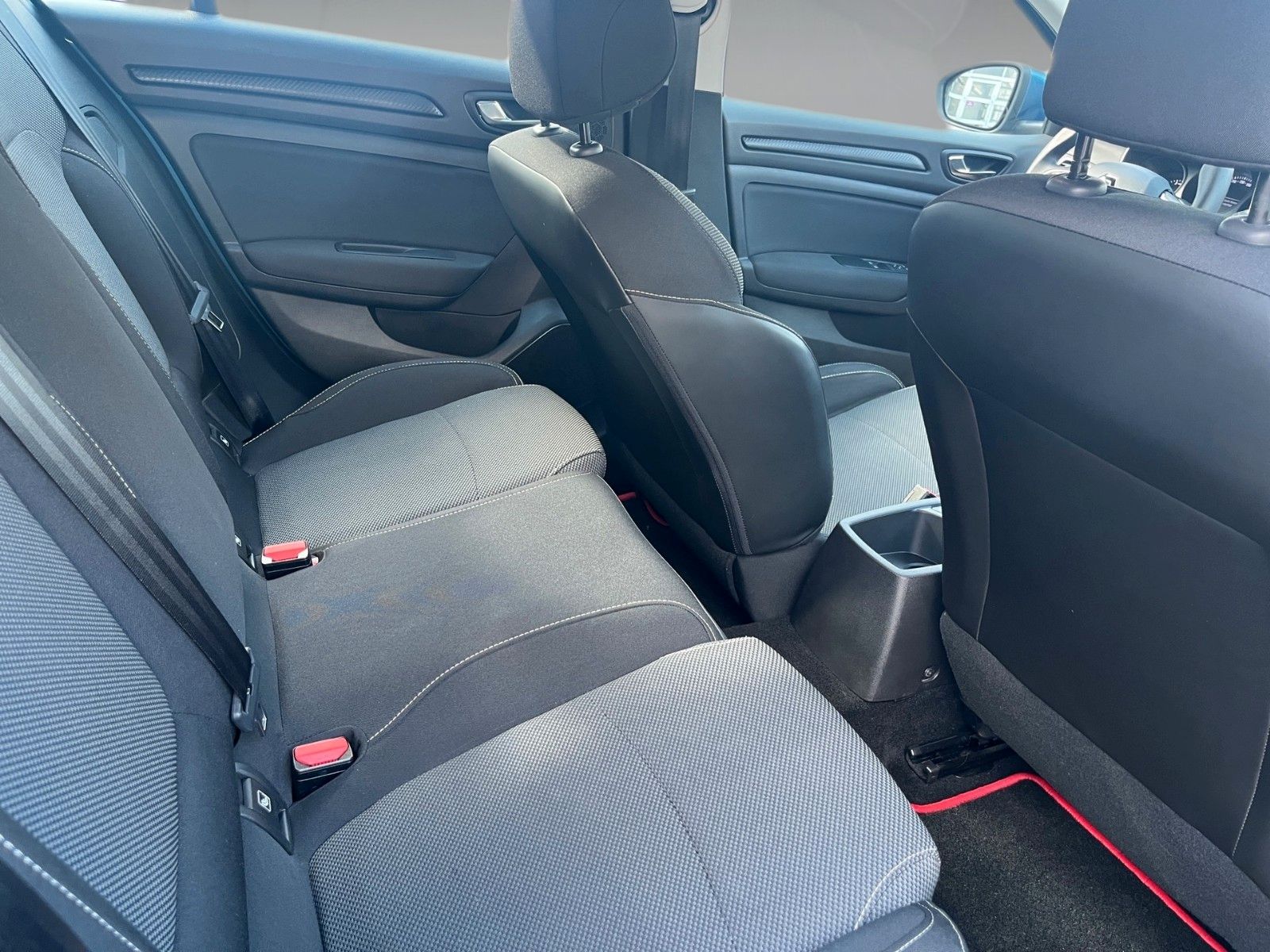 Renault Megane IV Grandtour Life – Bild 10
