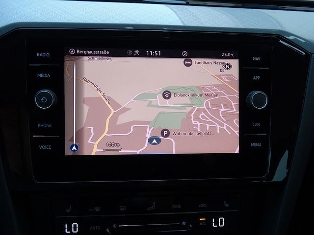 Passat Variant 1.5 TSI Business - LED / Navi