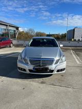 Mercedes-Benz E 220 CDI BlueEFFICIENCY -
