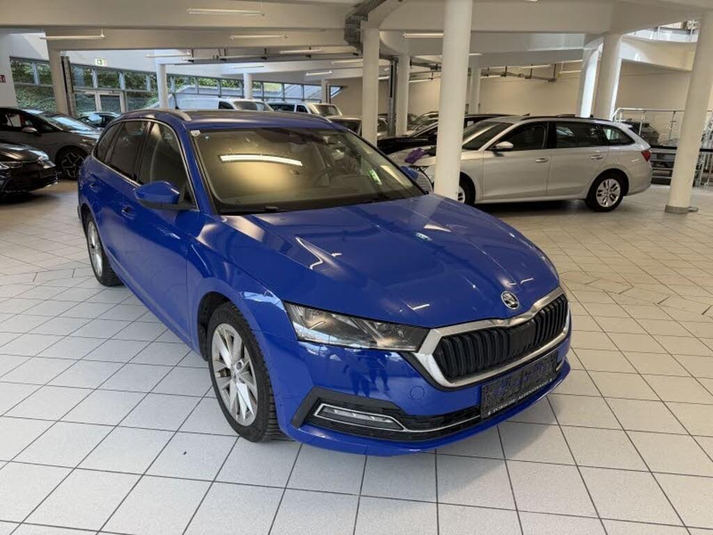 Skoda Octavia Combi 2,0 TDI Premium DSG Panorama Ma...