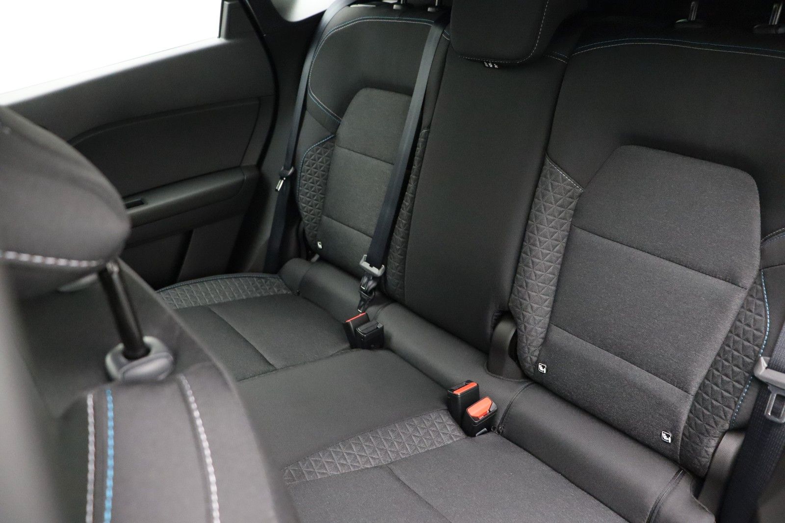 Fahrzeugabbildung Mitsubishi Grandis 1.3 Turbo Mildhybrid Diamant Plus