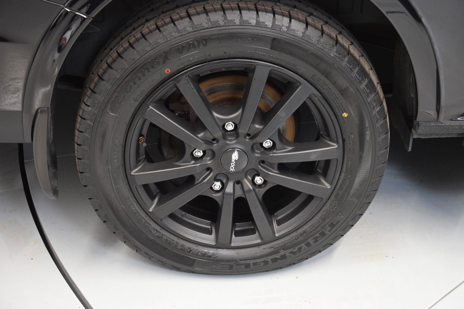 Fahrzeugabbildung Ford Custom 320 L1 Leder Navi Autom. Kamera