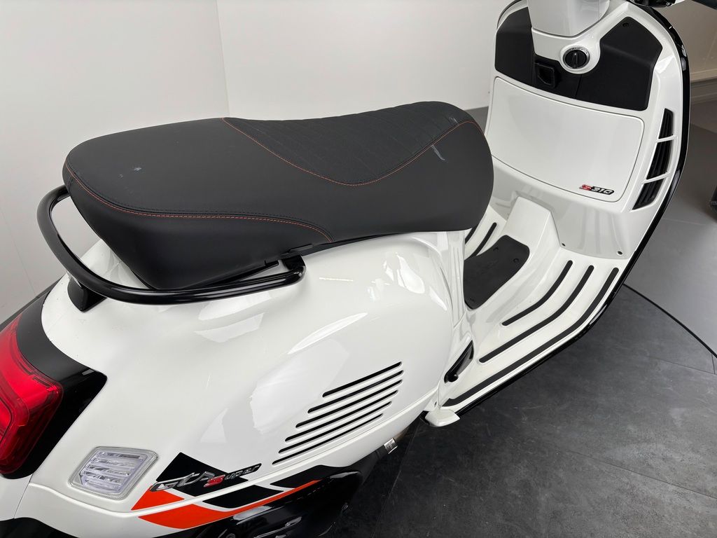 Fahrzeugabbildung Vespa GTS 310 SuperSport E5+ *NEUFAHRZEUG