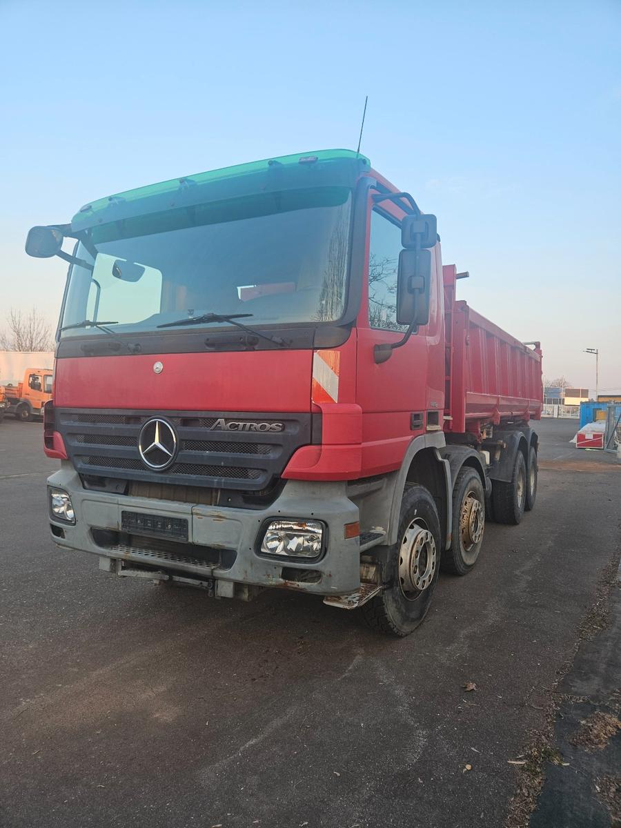 Mercedes-Benz Actros 4144 8x4 - Dreiseitenkipper Bordmatik