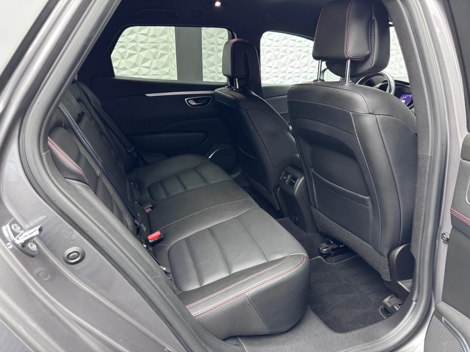 Fahrzeugabbildung Renault LIMITED BLUE dCi 200 EDC/ACC/BOSE/AHK/MASSAGE/DA