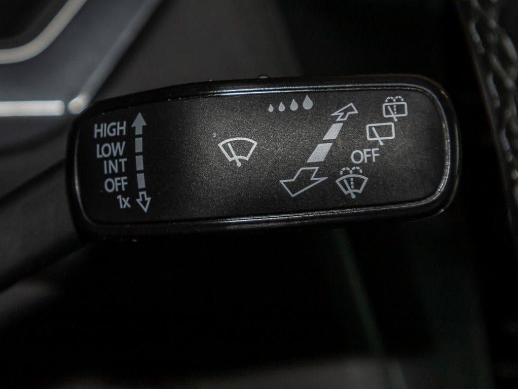 Volkswagen Tiguan Hybrid R-Line PANO MATRIX AHK HUD PANO foto 23