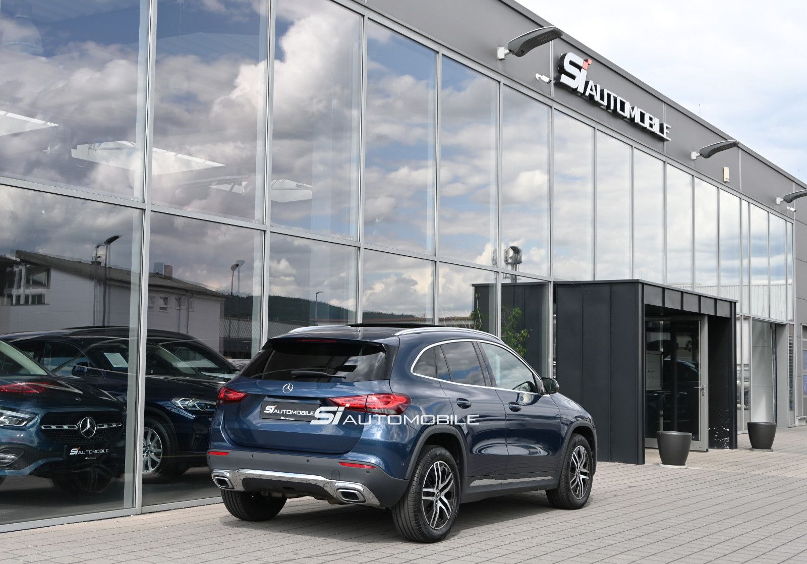Fahrzeugabbildung Mercedes-Benz GLA 200 d 4MAT. Progressive °AHK°PANORAMA°