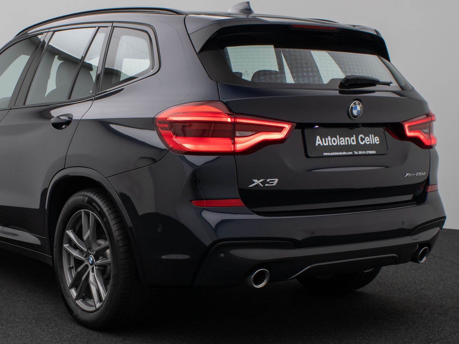 Fahrzeugabbildung BMW X3 xD20d M Sport Kamera DAB HiFi AHK Alarm 19Zol