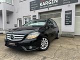 Mercedes-Benz B 180 CDI 2HAND SCHECKHEFT - Mercedes-Benz B 180 mit Diesel-Antrieb: Kombi