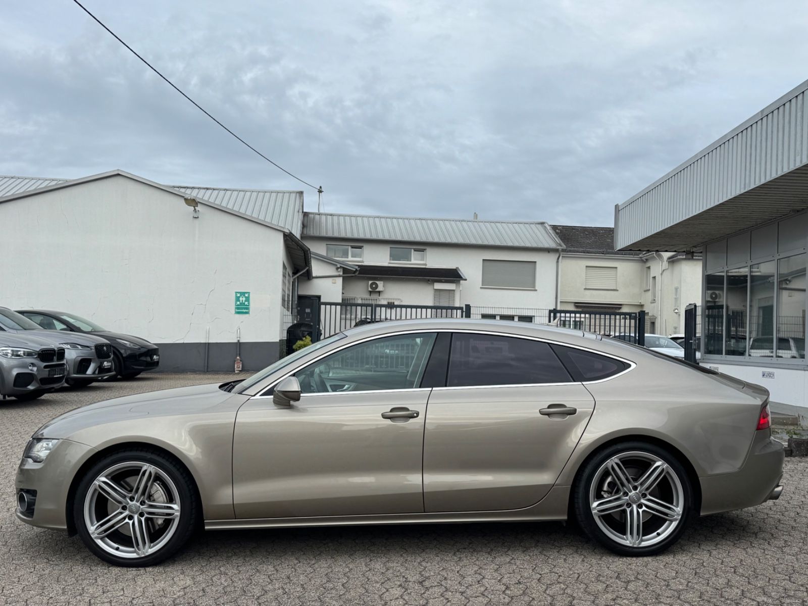 Fahrzeugabbildung Audi A7 Sportback 3.0 TFSI quattro/LEDER/R-Cam/Navi