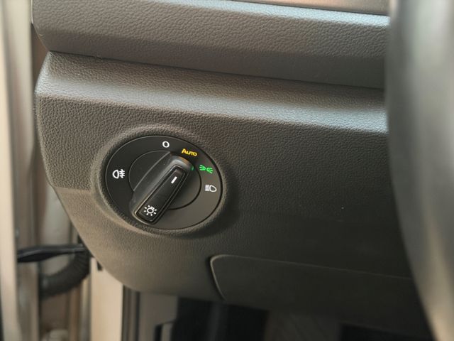 T-Roc Life Navi LED Apple CarPlay Android Auto M