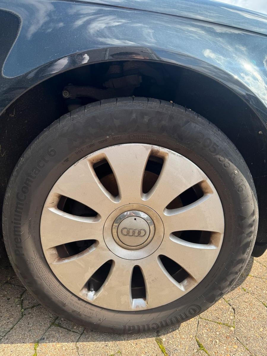 Audi A4 2006 — photo 9