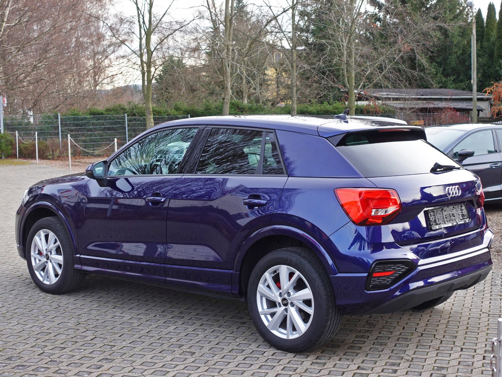 Fahrzeugabbildung Audi Q2 35 TFSI S tronic advanced Navi AHK Garantie