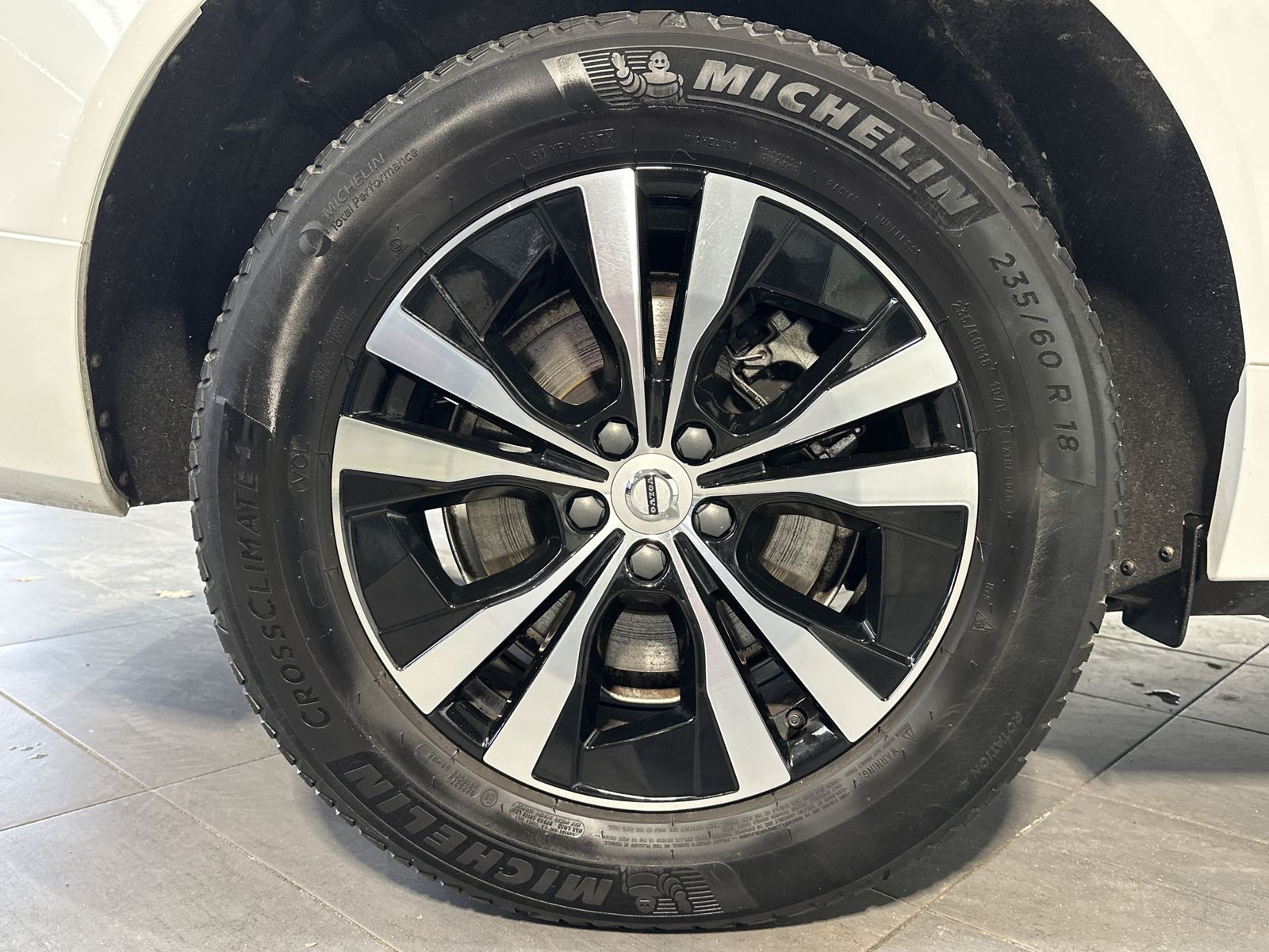 Fahrzeugabbildung Volvo XC60 T6 AWD Inscription Expression NAV+LED+AHK
