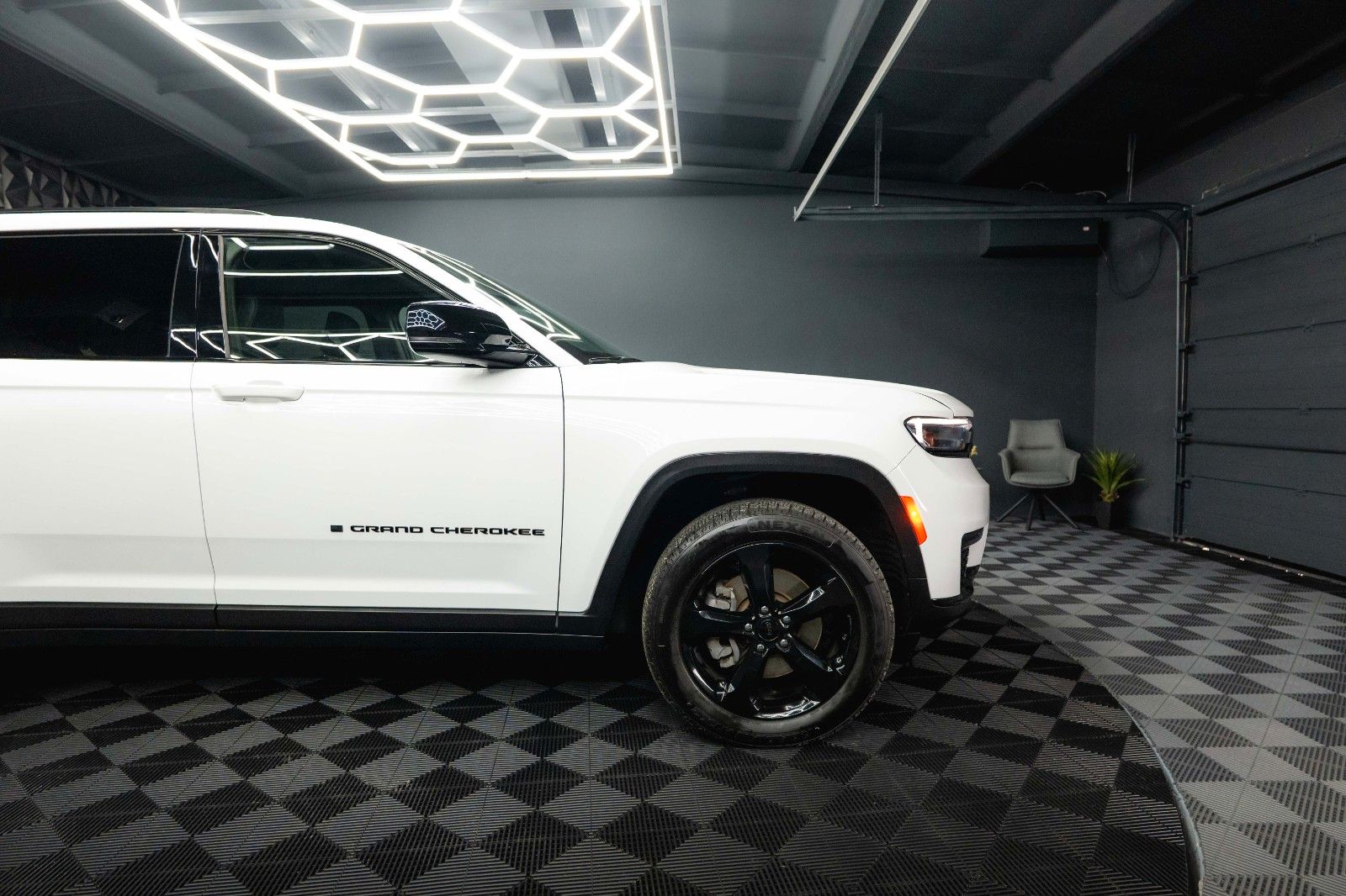 Fahrzeugabbildung Jeep Grand Cherokee 3.6 4x4 L Altitude Mod. 2022 19%