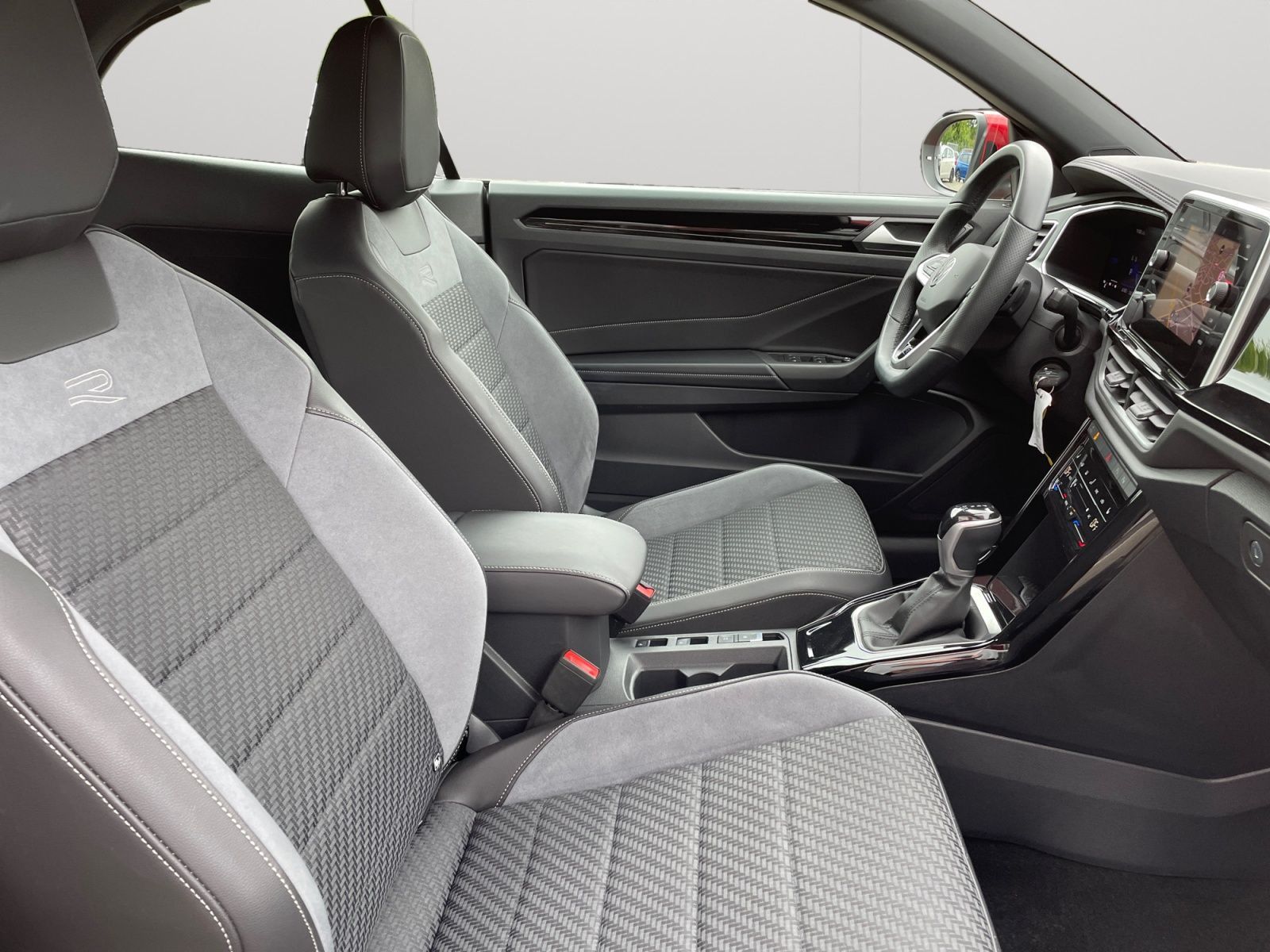 Volkswagen T-Roc - Bild 15