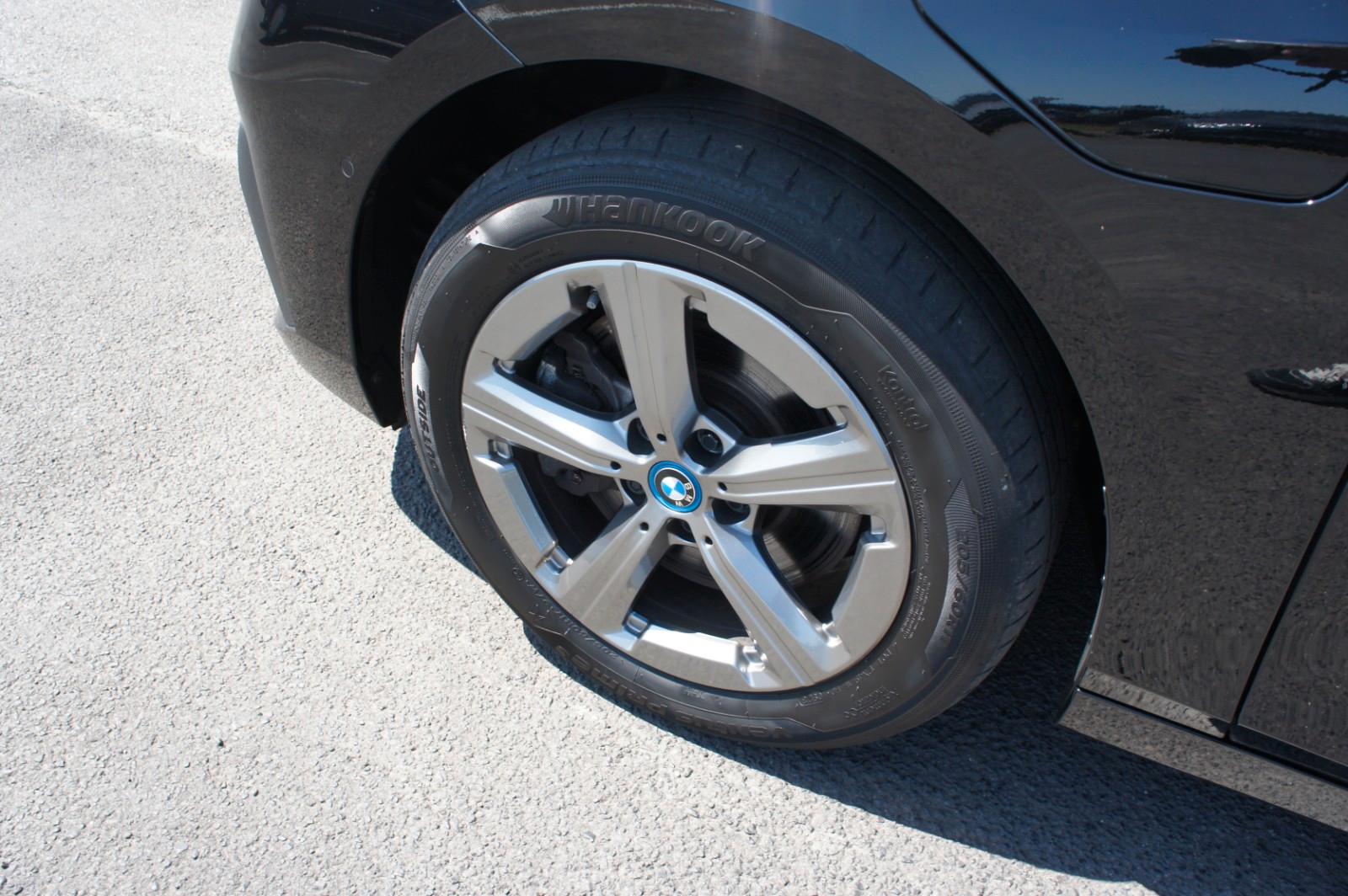 BMW 230e xDrive Active Tourer*NAV*KAM*LIVE*APP*LED