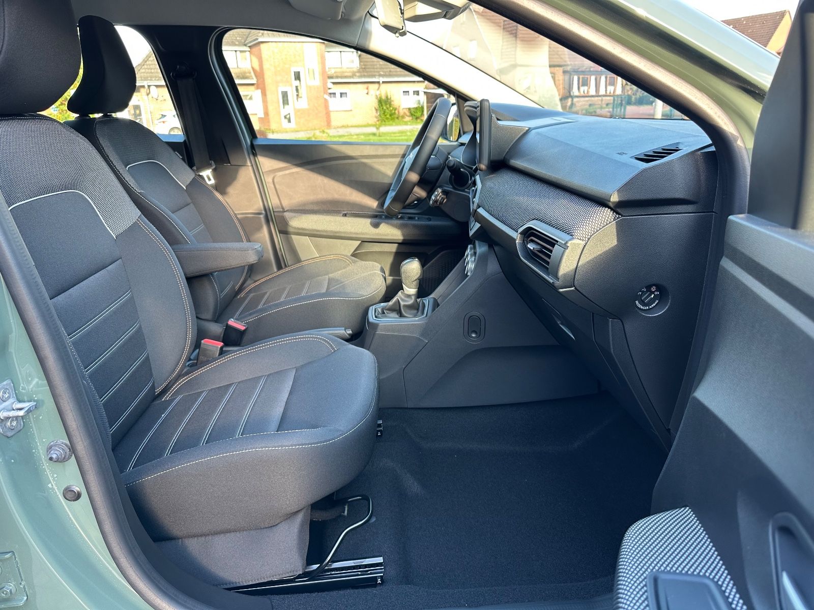 Fahrzeugabbildung Dacia Sandero Stepway Expression CVT LED/PDC/Carplay