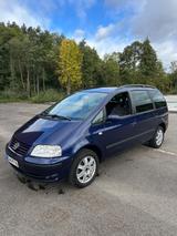 Volkswagen VW Sharan 1.9TDI / TÜV + Zahnriemen neu - gebrauchte VW Sharan aus dem Jahr 2002